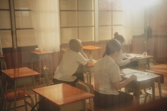 image-122 Photo Busy classroom